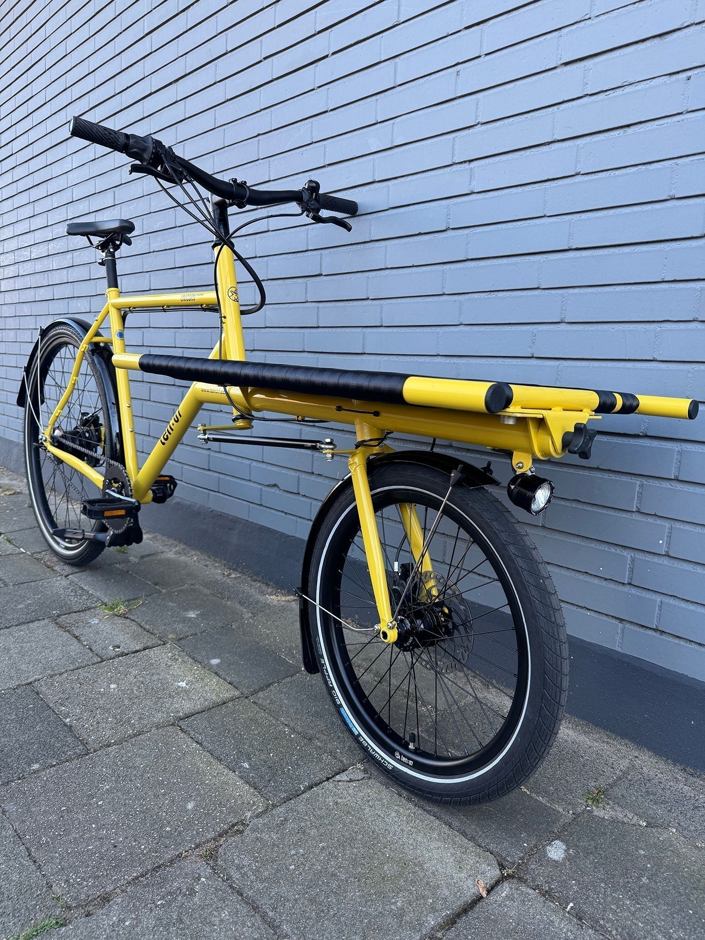 Cargo Cruising with a Clever Cog: Rohloff Meets the Unicorn Cargo Bike ...